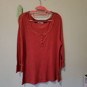 Old Navy Sz. Lg Lace Trim 3/4 Henley